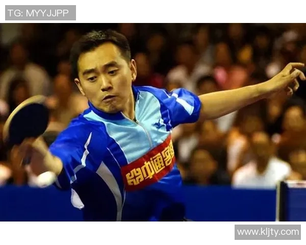 中国老牌足球球星回顾:那些曾为国争光的足坛传奇人物